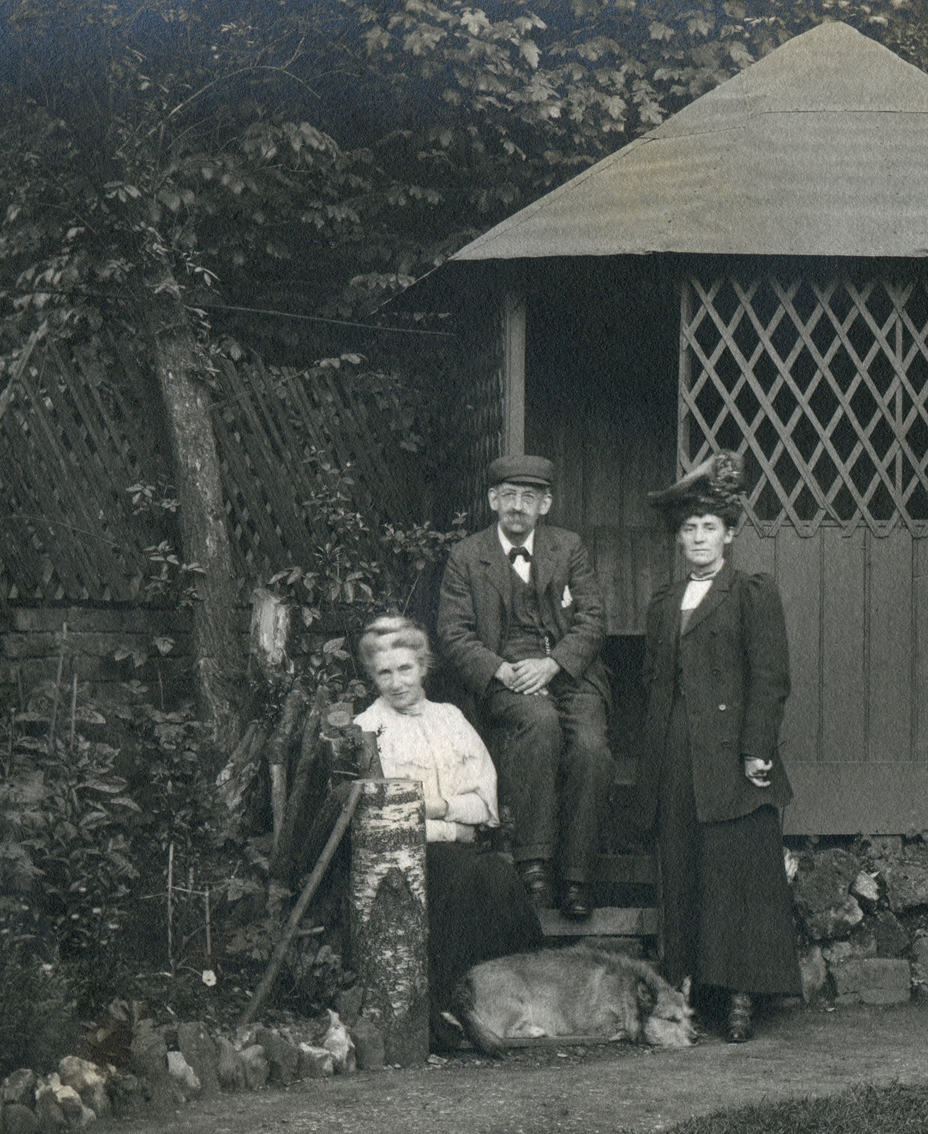 Jennie and Fred Enock with Carrie Enock (nee Goodridge) c1905